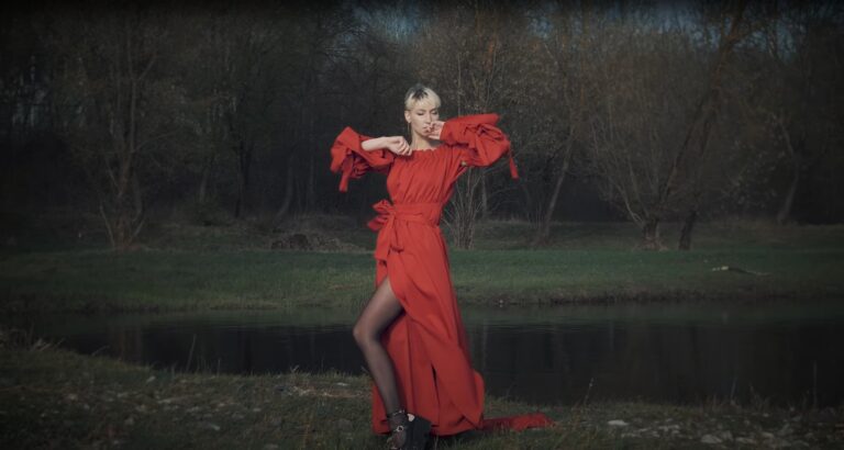 Kaip drono vaizdai praturtina video projektus?