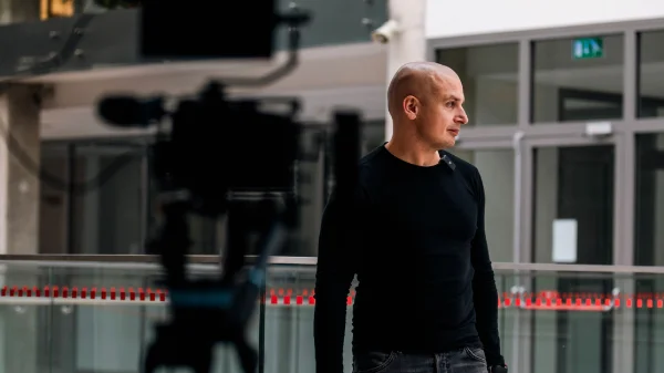 Milijoninės video peržiūros ir nulinės pajamos – straipsnio iliustracija